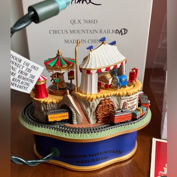 Hallmark Circus Mountain Railroad Ornament - Picture 3 of 8